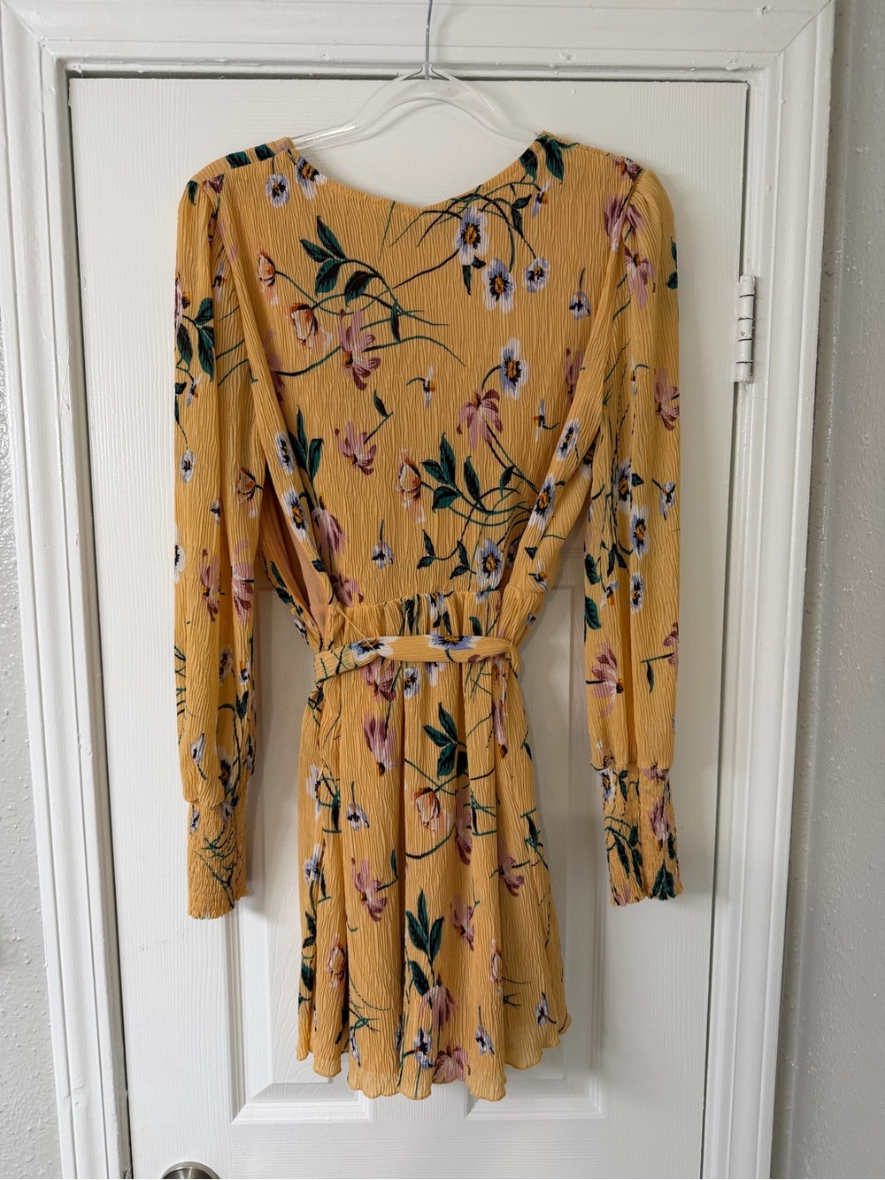 Lulu's For the Perfect Day Orange Floral Print Pleated Mini Dress Size Medium - Picture 10 of 15